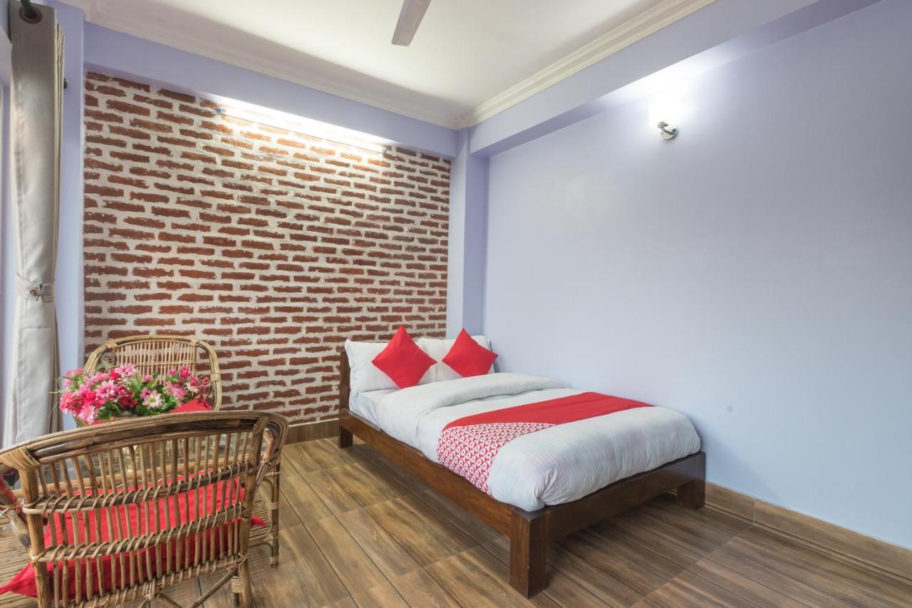Oyo 729 Hotel Era Balaju Bagian luar foto
