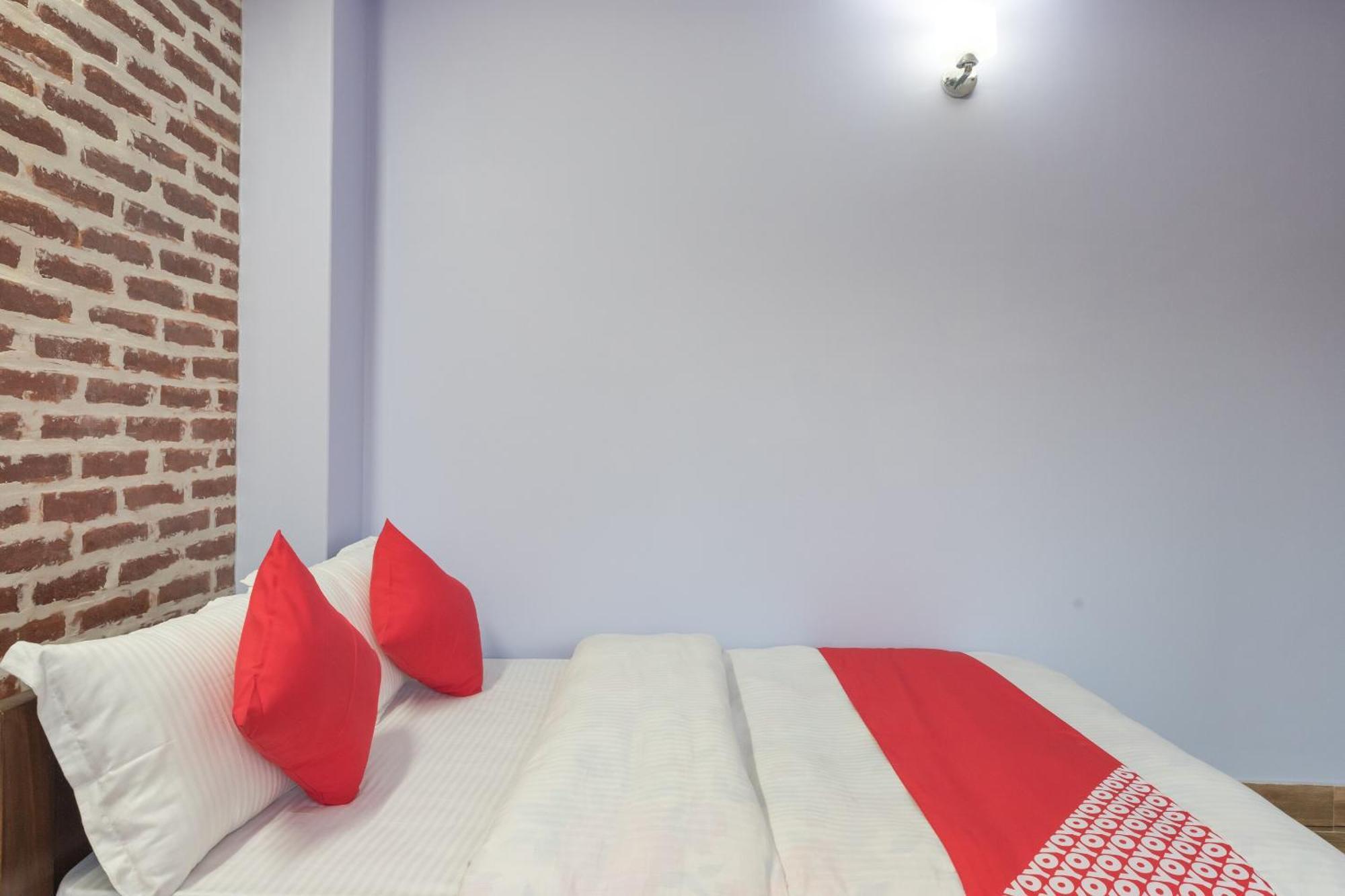 Oyo 729 Hotel Era Balaju Bagian luar foto